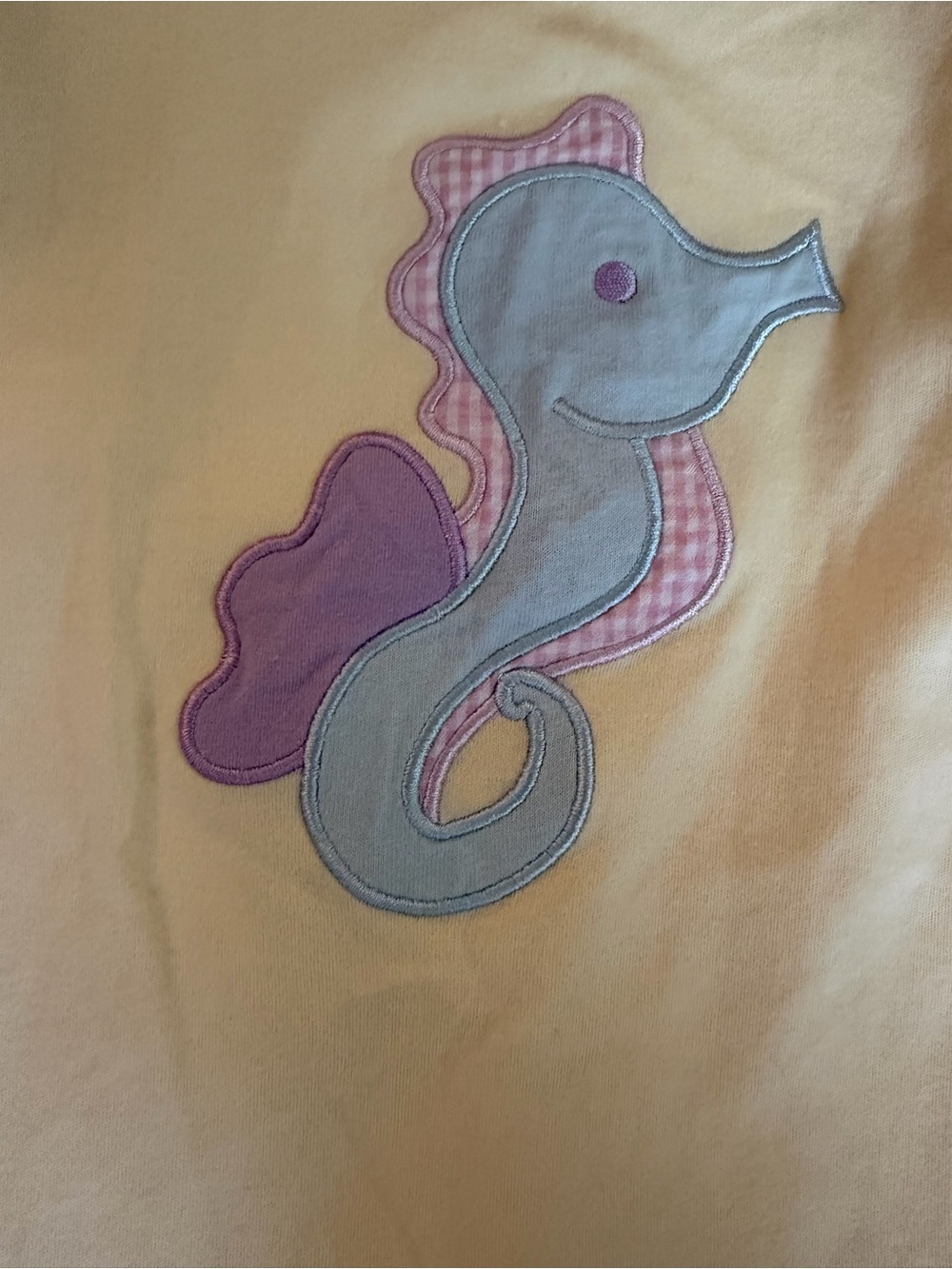 Stitchy Fish Girl 5 Seahorse Season Applique Yellow Ruffle Top/ Pink Short Set - Picture 4 of 16